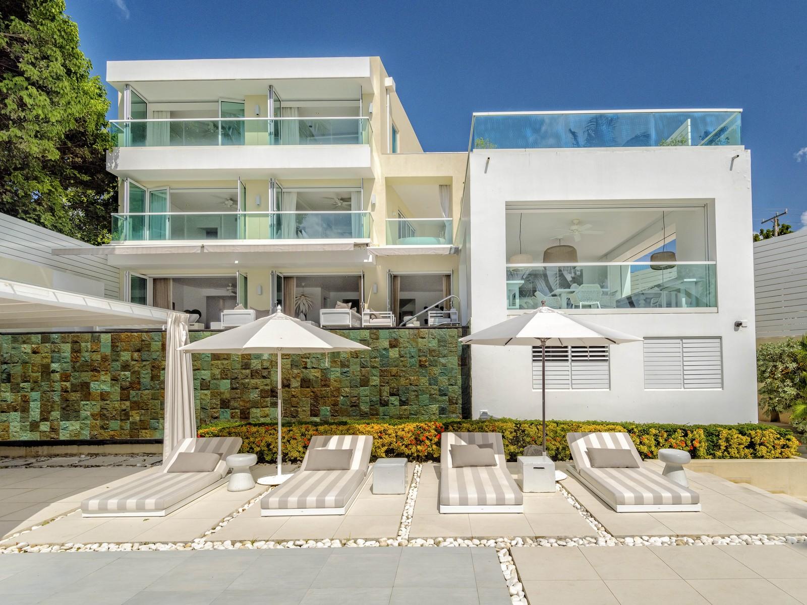 Footprints Harding's International Real Estate