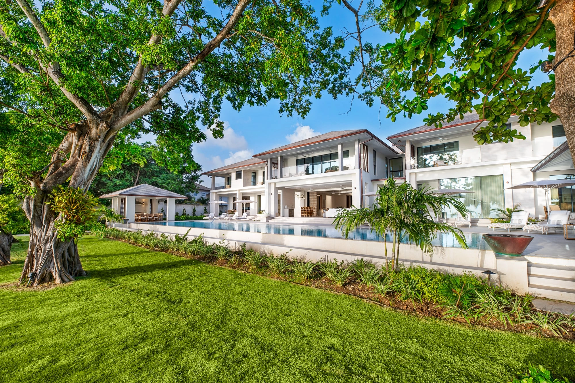 One Beachlands Holetown Barbados For Sale Harding's International Realty