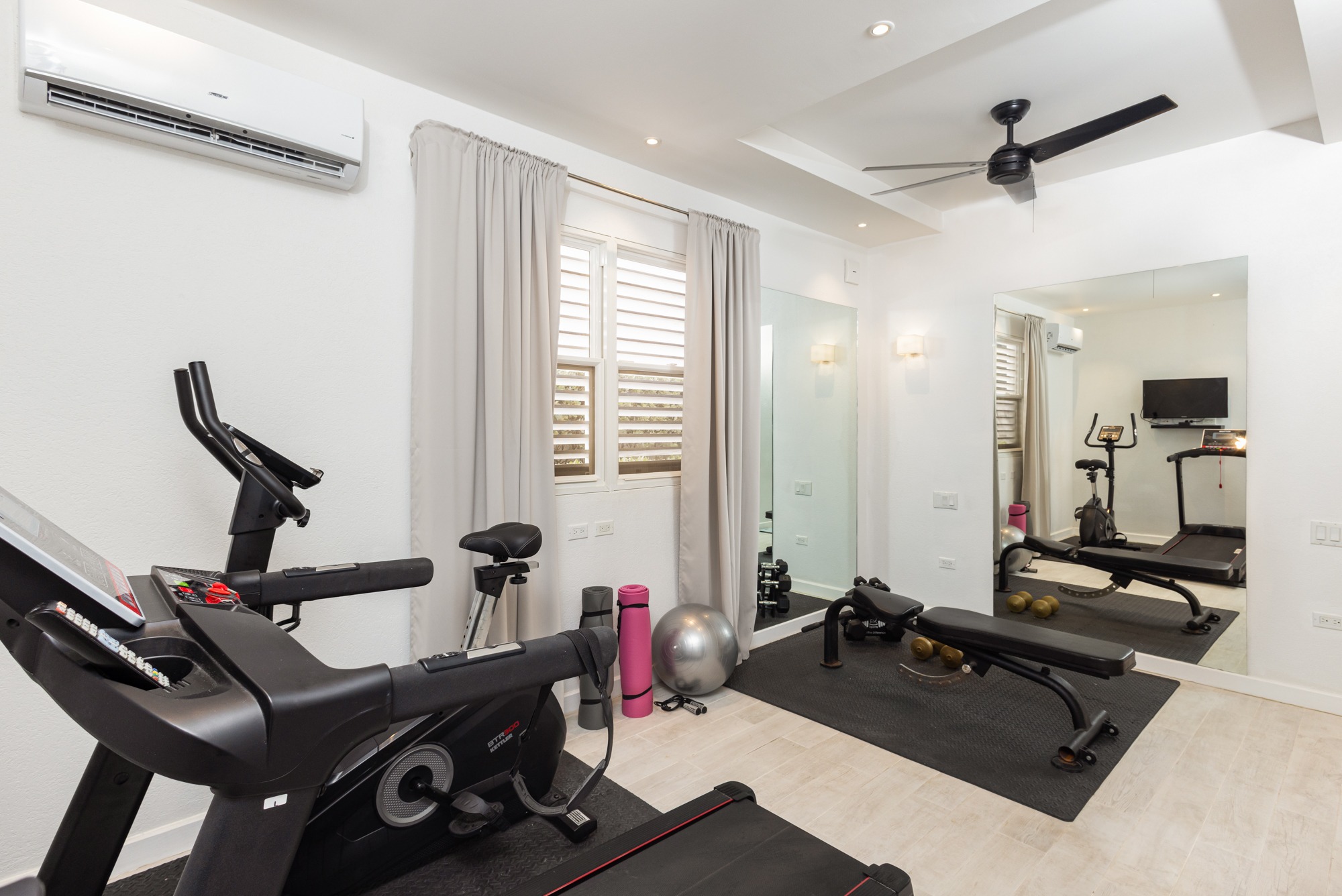 Solaris Beach House Harding's International Real Estate