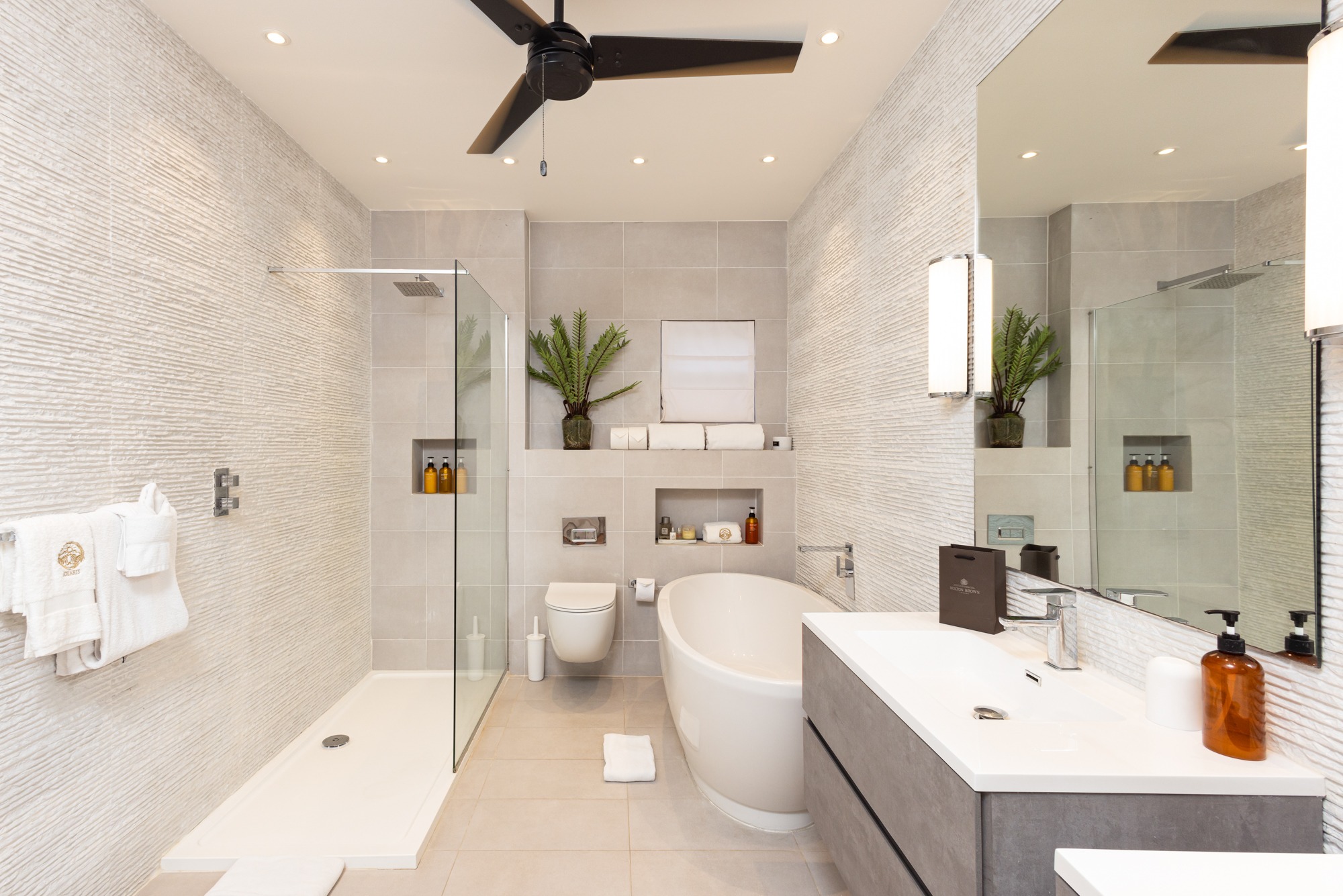 Solaris Beach House Harding's International Real Estate