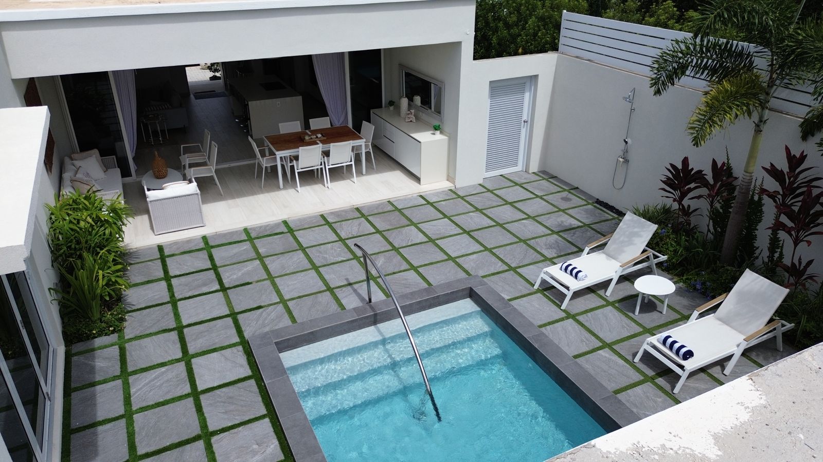 Porters Place 10 Saint James Barbados