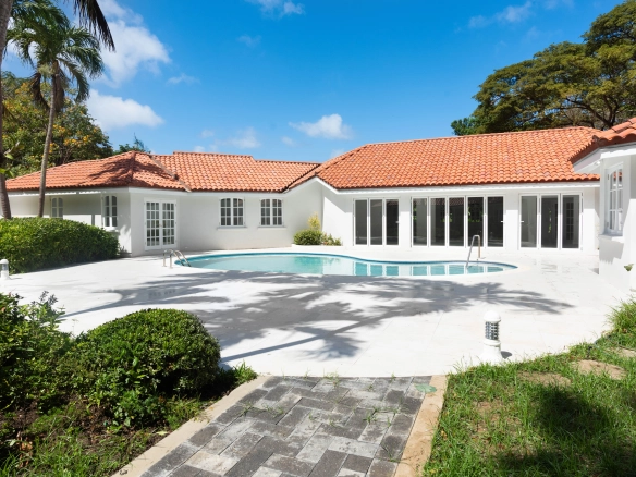 Luxury real estate in Barbados — beachfront villas, homes, and property investments by Harding’s International